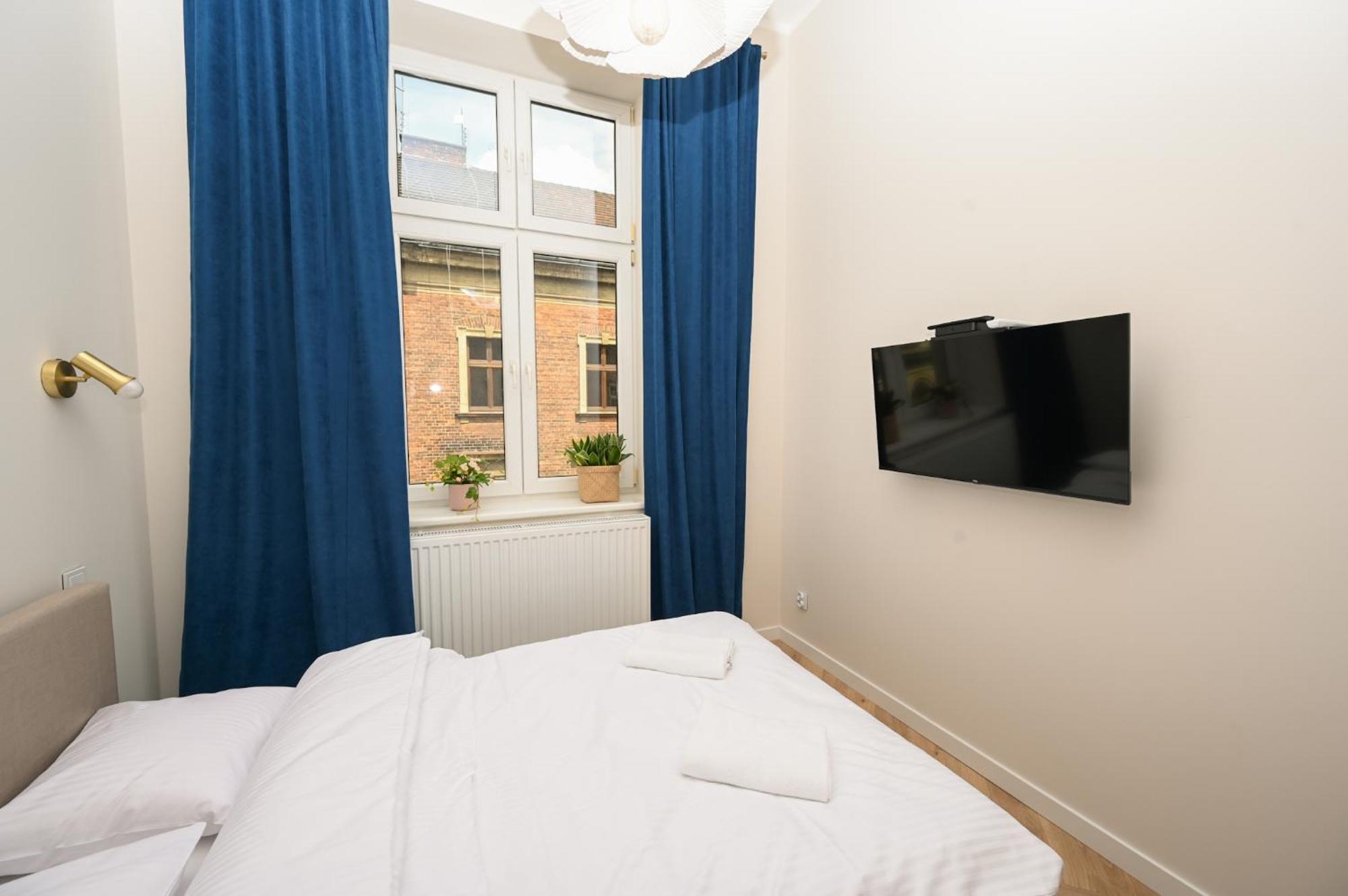 Rentplanet - Studio Plac Matejki Krakow Luaran gambar