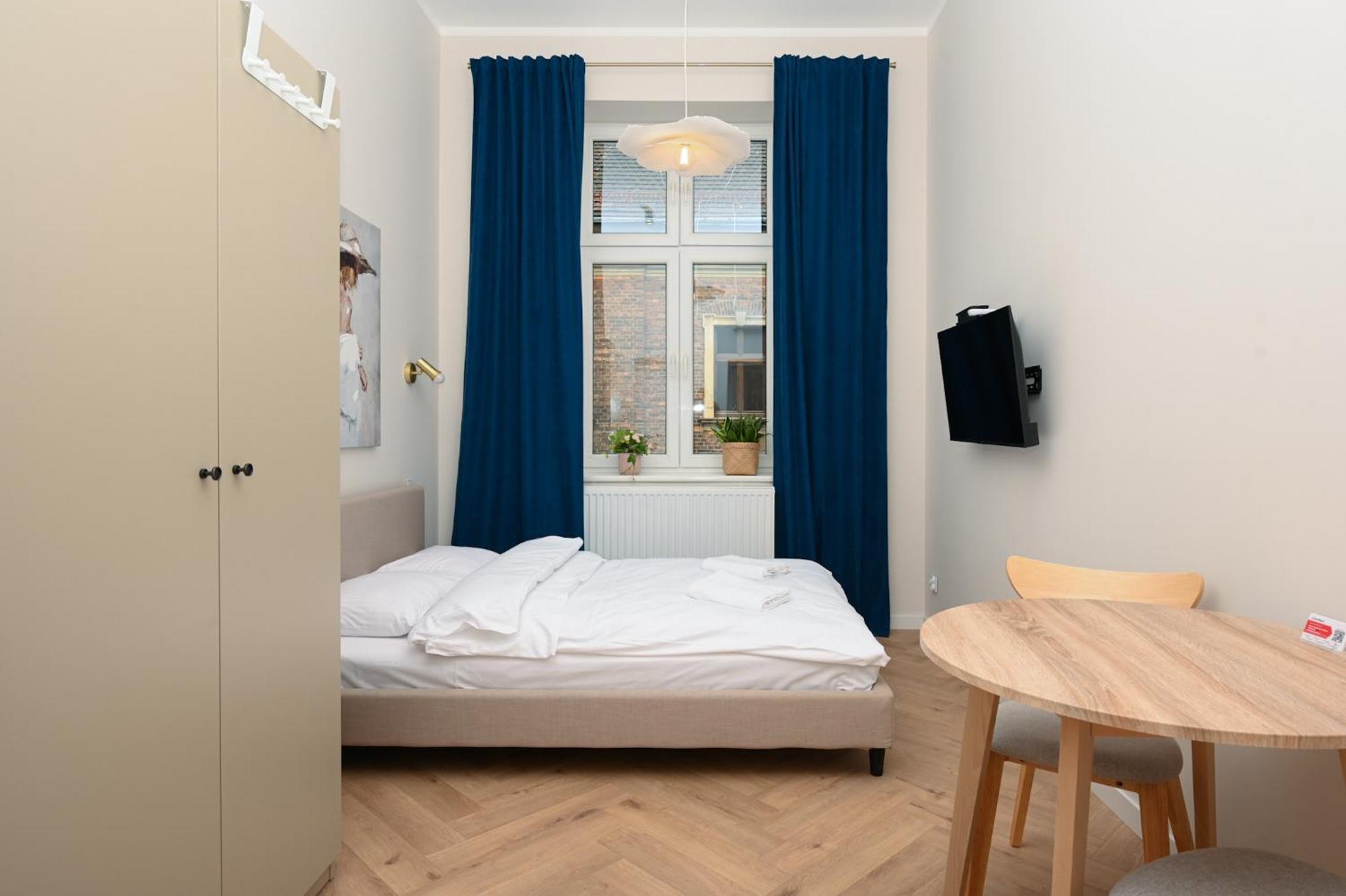 Rentplanet - Studio Plac Matejki Krakow Luaran gambar
